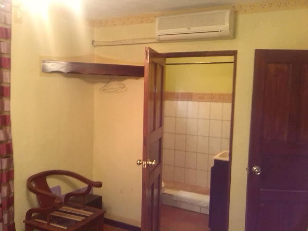 Hotel M&M Casa Blanca Playa Ocotal المظهر الخارجي الصورة