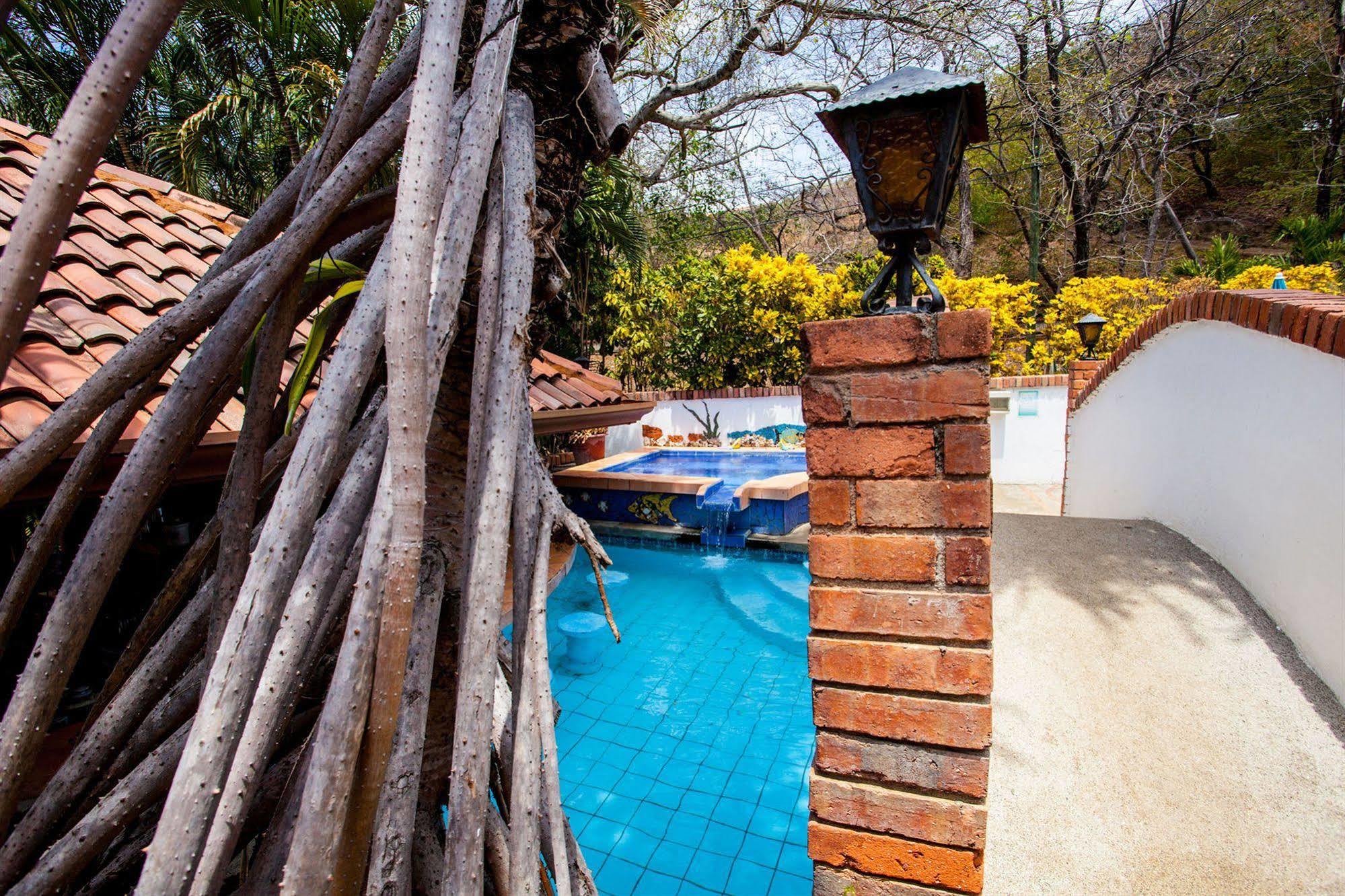 Hotel M&M Casa Blanca Playa Ocotal المظهر الخارجي الصورة