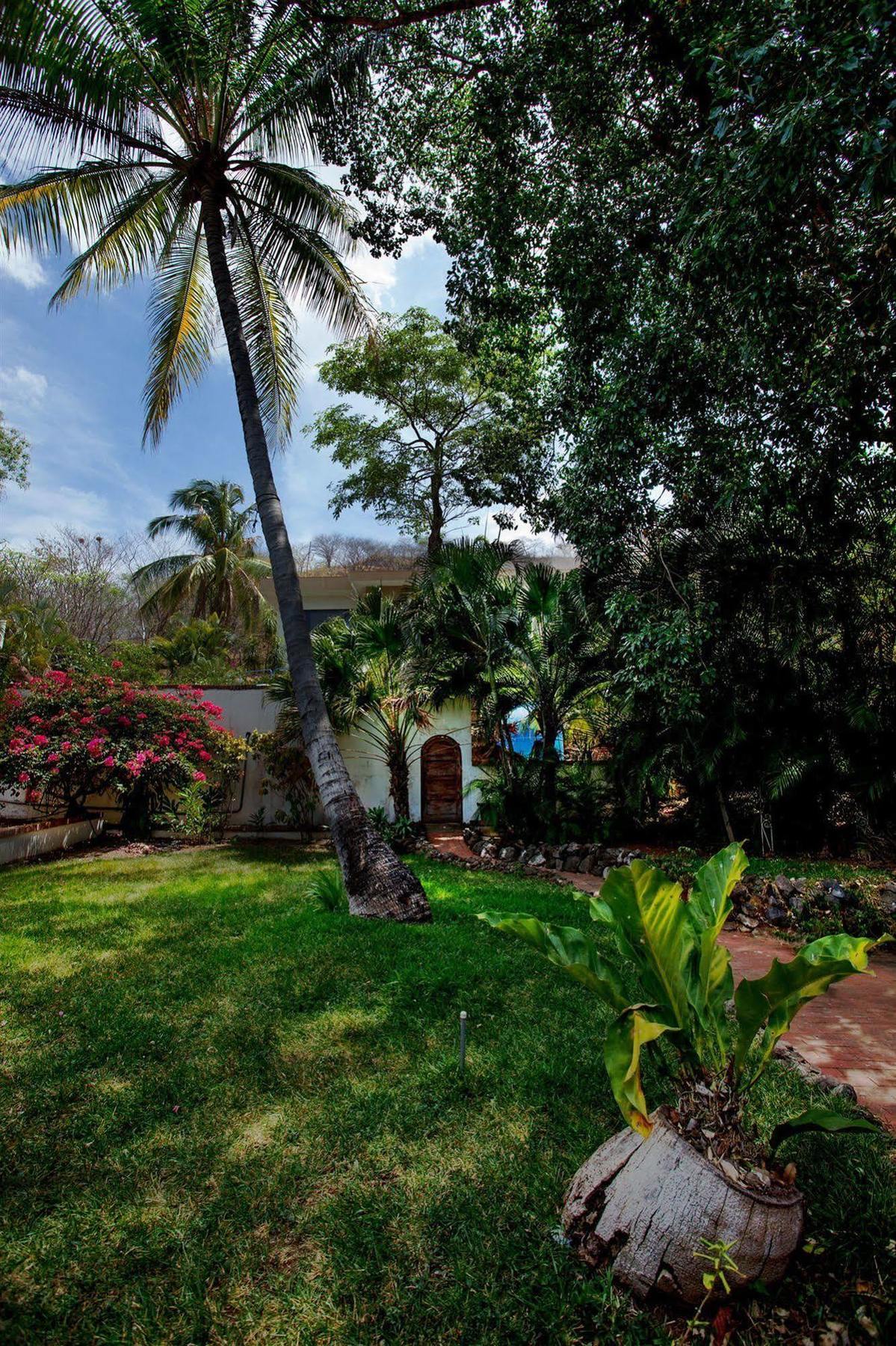 Hotel M&M Casa Blanca Playa Ocotal المظهر الخارجي الصورة