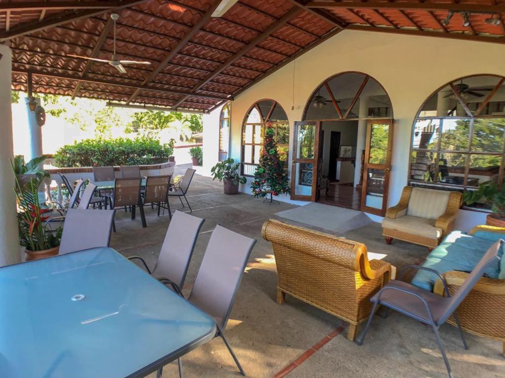 Hotel M&M Casa Blanca Playa Ocotal المظهر الخارجي الصورة