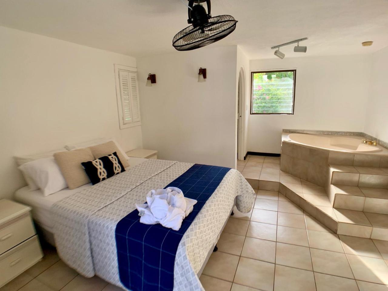 Hotel M&M Casa Blanca Playa Ocotal المظهر الخارجي الصورة