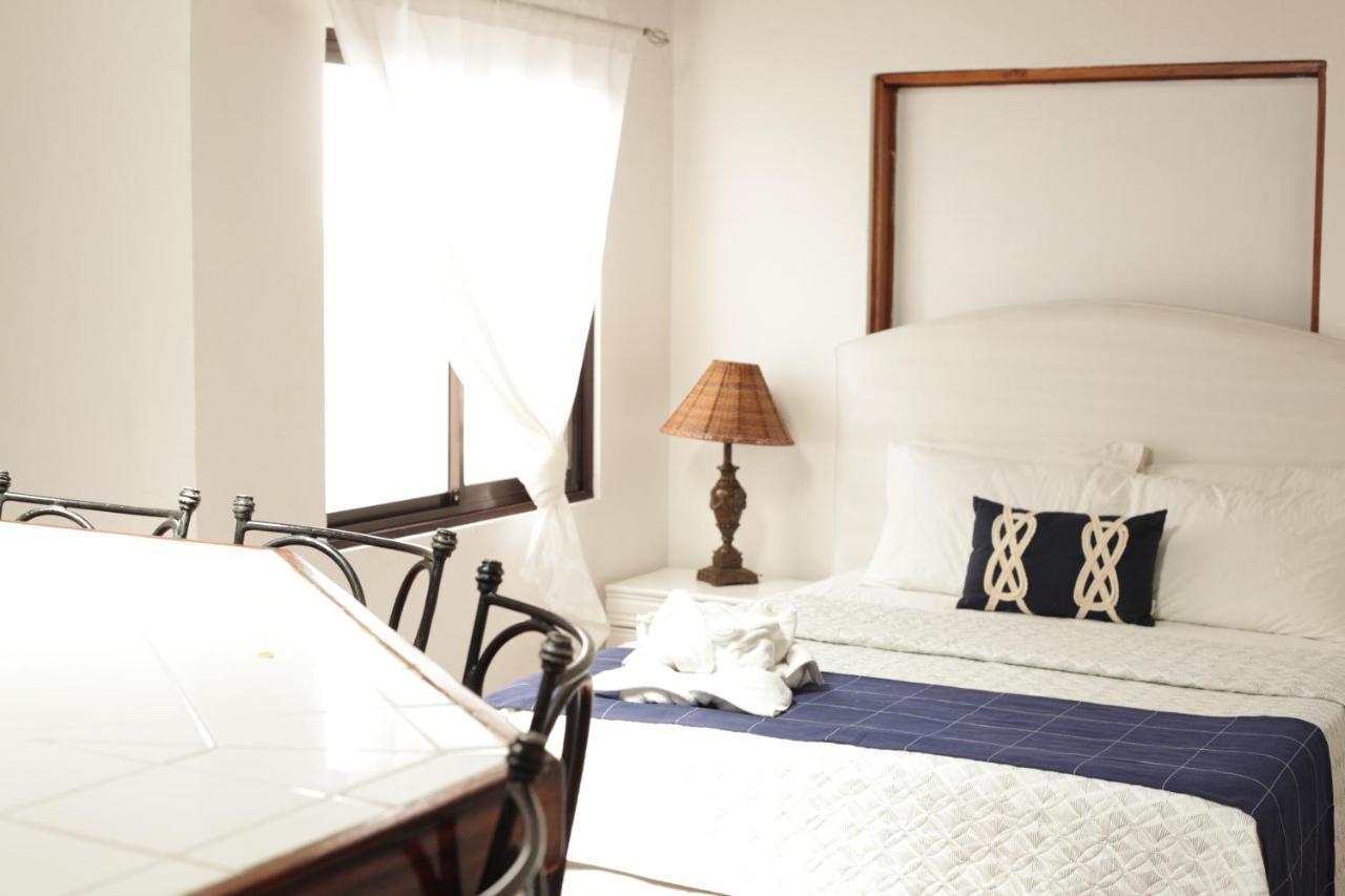 Hotel M&M Casa Blanca Playa Ocotal المظهر الخارجي الصورة