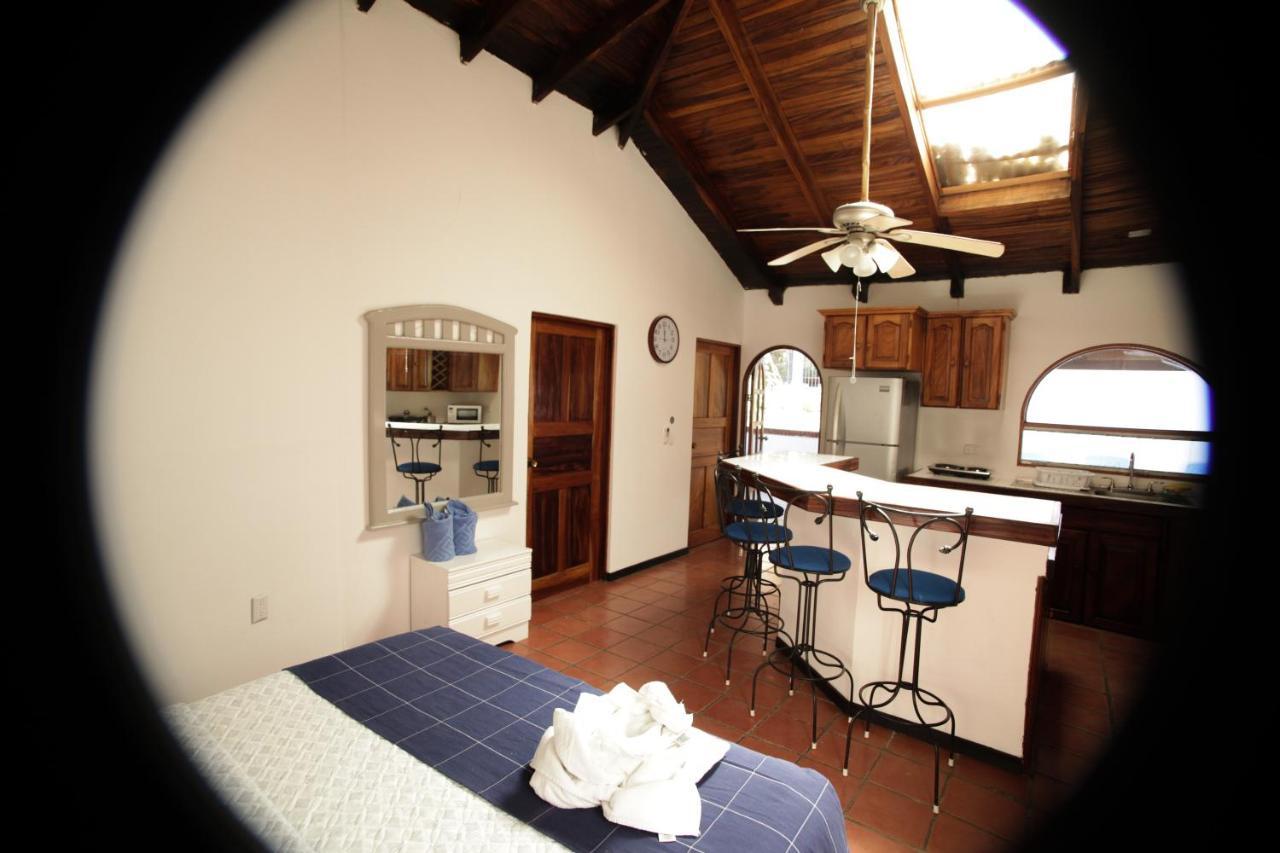 Hotel M&M Casa Blanca Playa Ocotal المظهر الخارجي الصورة