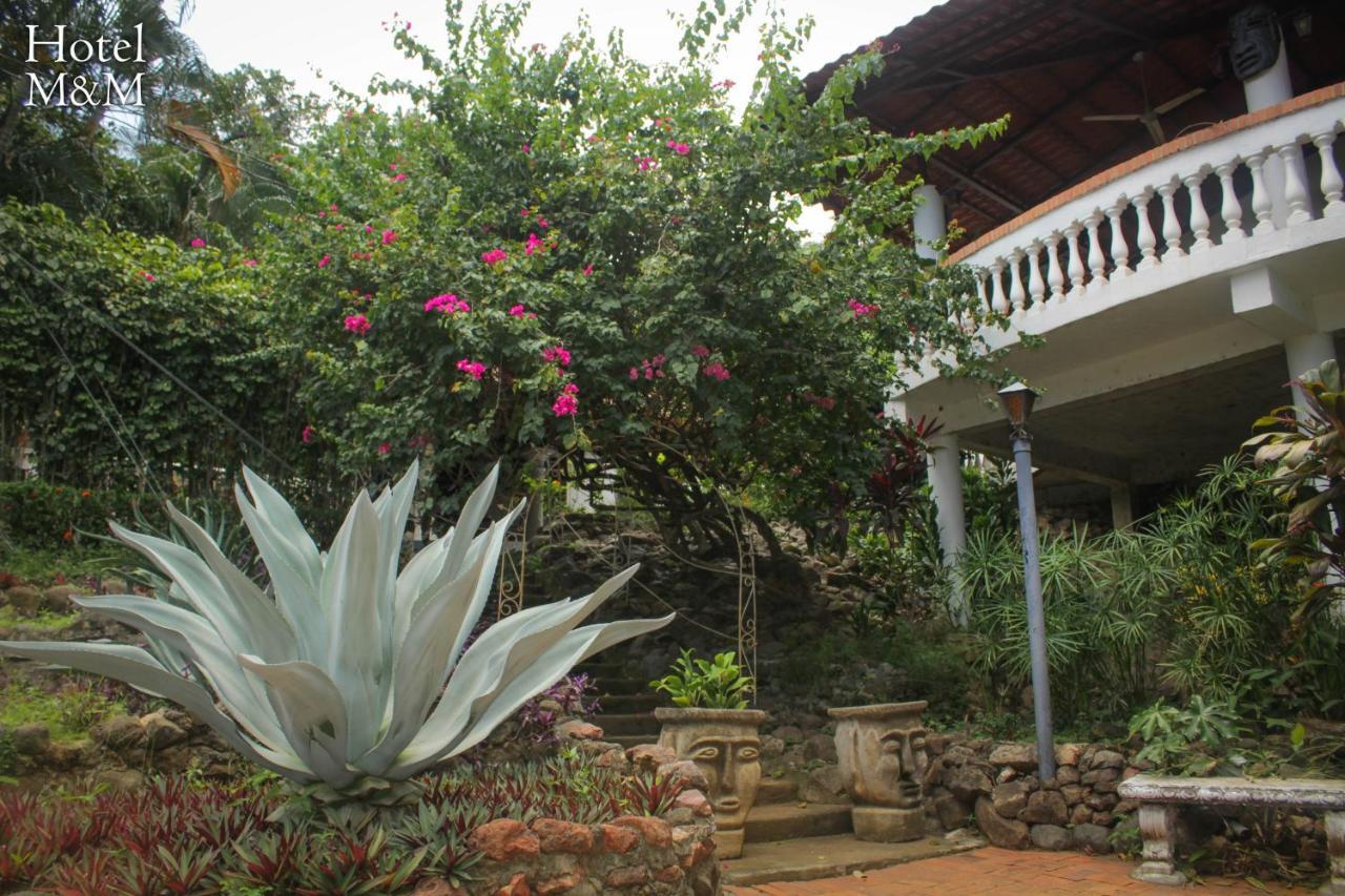 Hotel M&M Casa Blanca Playa Ocotal المظهر الخارجي الصورة