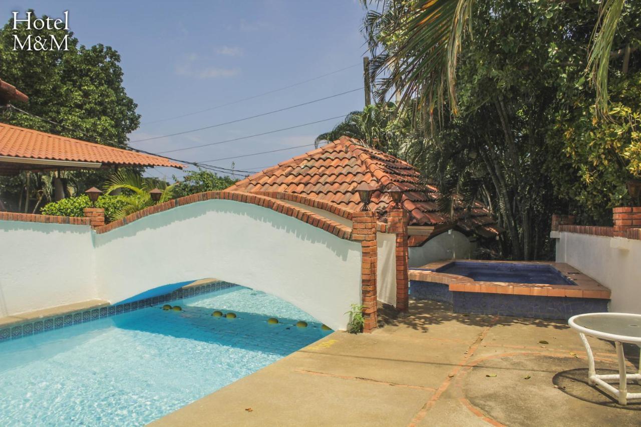 Hotel M&M Casa Blanca Playa Ocotal المظهر الخارجي الصورة