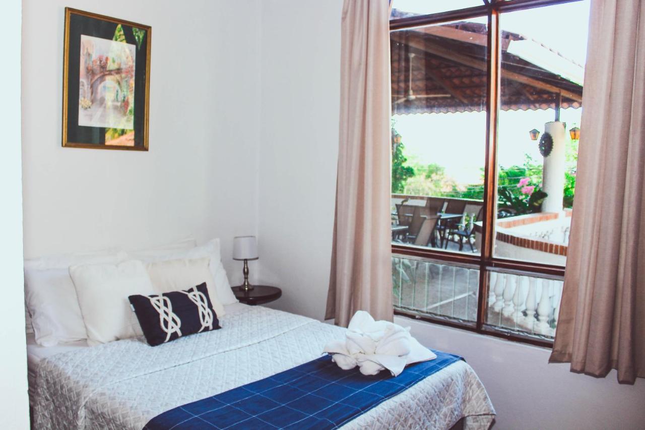 Hotel M&M Casa Blanca Playa Ocotal المظهر الخارجي الصورة